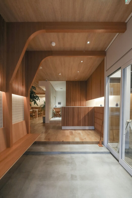 広々としたエントランス